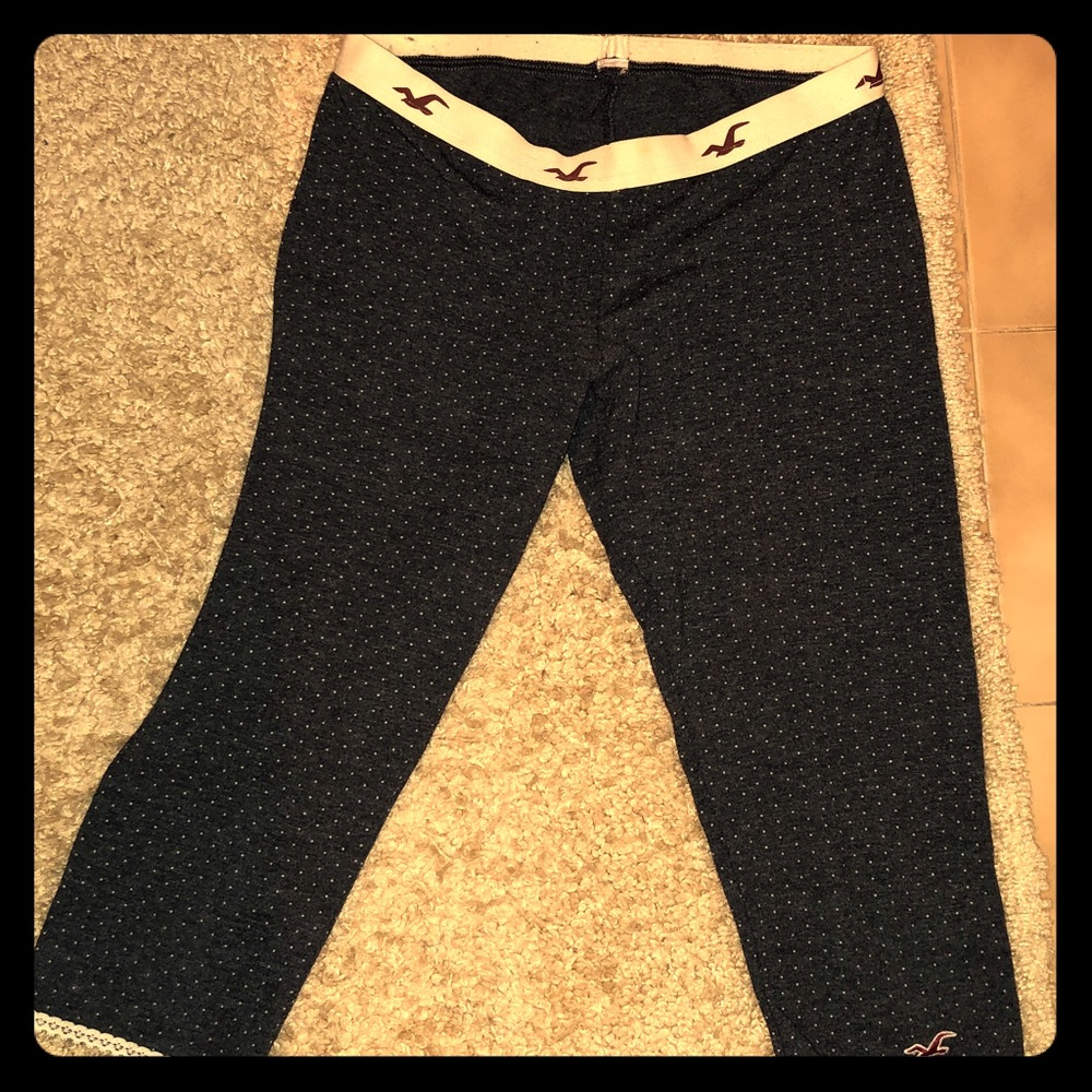 Sz S american eagle grey polka dot Capri leggings